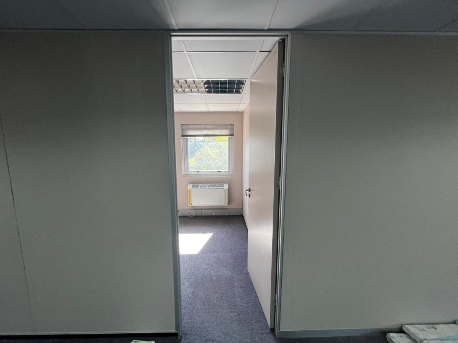 To Let Commercial Property for Rent in Rosendal Western Cape